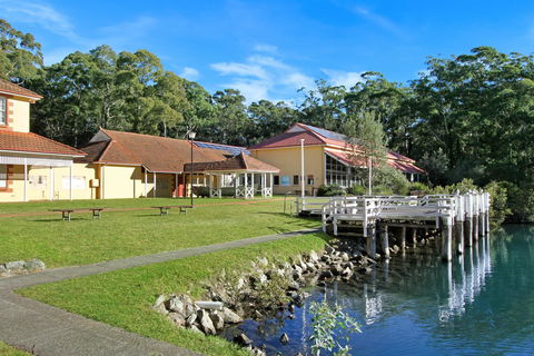 Huskisson Holiday Motel Cabins - Accommodation Australia 11