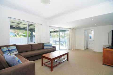 Huskisson Holiday Motel Cabins - Accommodation Australia 25