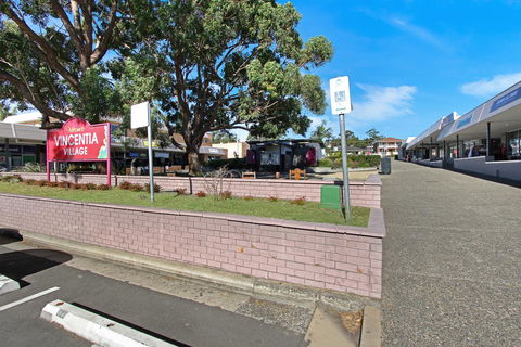 Huskisson Holiday Motel Cabins - Accommodation Australia 17