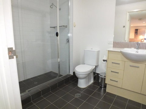 Pacific Marina Apartments - Accommodation Australia 12