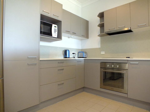 Pacific Marina Apartments - Accommodation Australia 13
