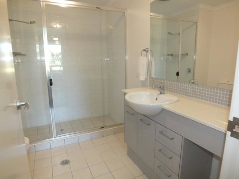 Pacific Marina Apartments - Accommodation Australia 28