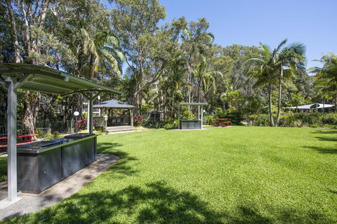 Flynns Beach Resort - Accommodation Australia 9