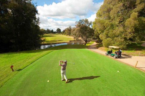 Comfort Suites Clubarham Golf Resort - Accommodation Australia 10