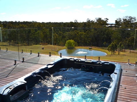 Wine Country Villas - Accommodation Australia 9