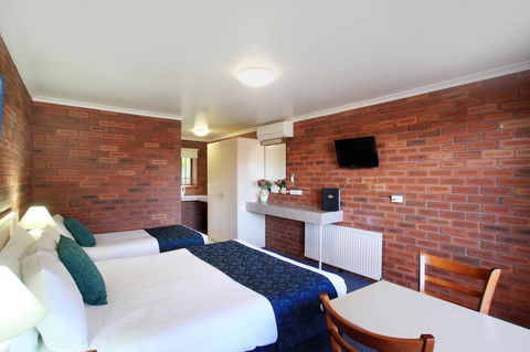 Pelican Motor Inn - Accommodation Australia 43