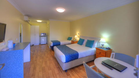 Pelican Motor Inn - Accommodation Australia 5