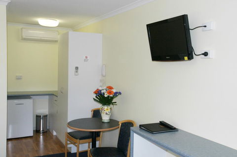 Pelican Motor Inn - Accommodation Australia 32