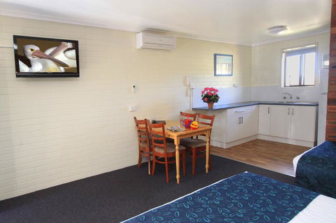 Pelican Motor Inn - Accommodation Australia 37