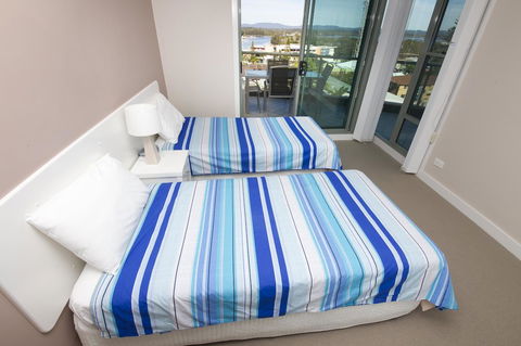 Sails Apartments - Australia Shopping 10