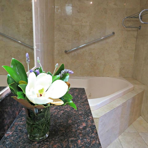 Best Western Plus Goulburn - Accommodation Australia 18