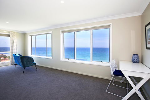 Neptune I Absolute Beachfront I Stunning Views - Australia Shopping 12