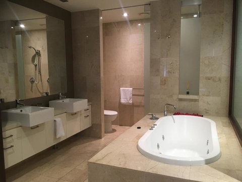 Santai 321 Beachside Studio - Accommodation Australia 9
