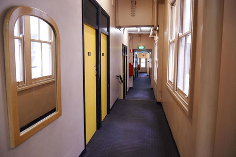 Maze Backpackers - Sydney - Local Tourism 16