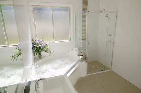 Nightingale Villas - Accommodation Australia 9