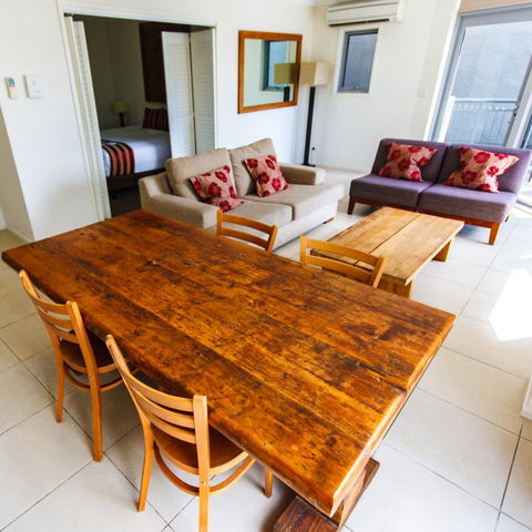 Byron Bay Hotel And Apartments - Accommodation Australia 9