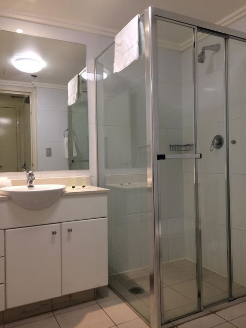 Fiori Apartments - Accommodation Australia 13