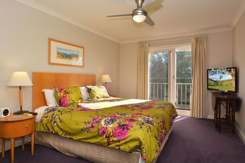 Villa 3br Chianti Villa Located Within Cypress Lakes Resort - Accommodation Australia 8