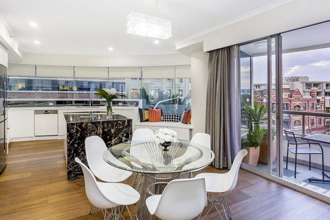 Darling Harbour ICC 3BR+PARKING+VIEWS è¾¾ä»¤æ¸¯å…¨æ™¯è±ªåŽä¸‰æˆ¿ - Local Tourism 2