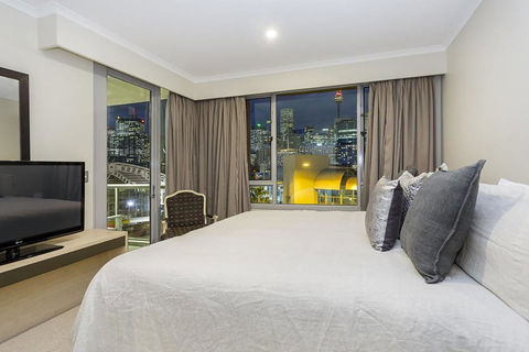 Darling Harbour ICC 3BR+PARKING+VIEWS è¾¾ä»¤æ¸¯å…¨æ™¯è±ªåŽä¸‰æˆ¿ - Local Tourism 6