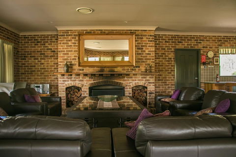 Ironstone Estate Lovedale - Bed n Breakfasts 25