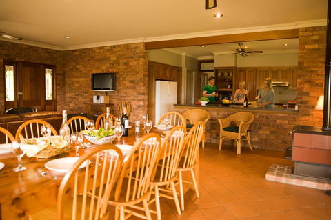 Ironstone Estate Lovedale - Bed n Breakfasts 37