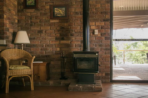 Ironstone Estate Lovedale - Bed n Breakfasts 8