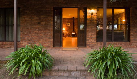 Ironstone Estate Lovedale - Bed n Breakfasts 38