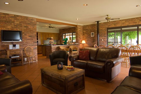 Ironstone Estate Lovedale - Bed n Breakfasts 30