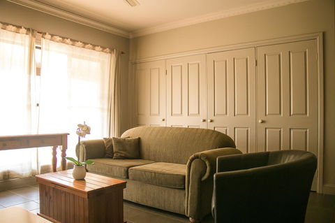 Ironstone Estate Lovedale - Bed n Breakfasts 14