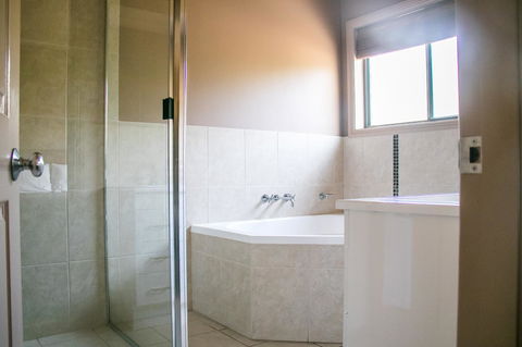 Ironstone Estate Lovedale - Bed n Breakfasts 6