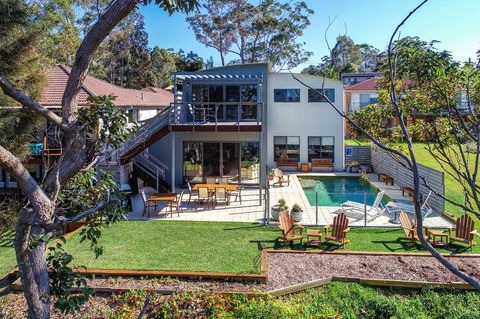 The Edgewater On Greville - Australia Shopping 0