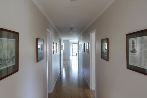 The Edgewater On Greville - Australia Shopping 32