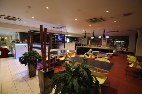 Ibis Newcastle - Accommodation Australia 30