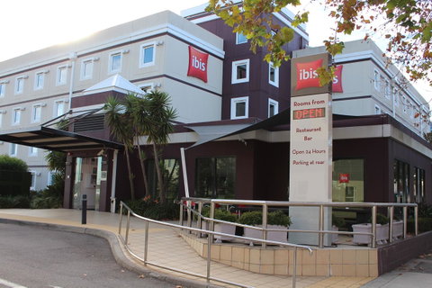 Ibis Newcastle - Accommodation Australia 1