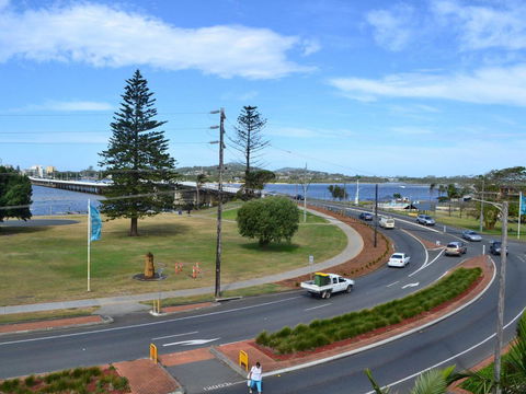 Oxley 8 At Tuncurry - Accommodation Australia 3