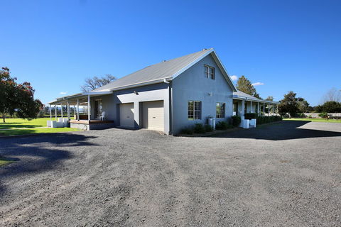 Terara Riverside Retreat - Accommodation Australia 43
