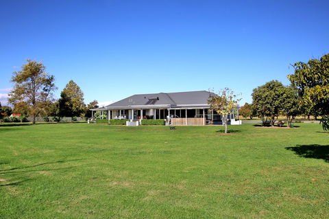Terara Riverside Retreat - Accommodation Australia 5