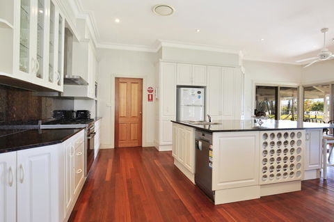 Terara Riverside Retreat - Accommodation Australia 8
