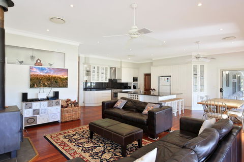 Terara Riverside Retreat - Accommodation Australia 6