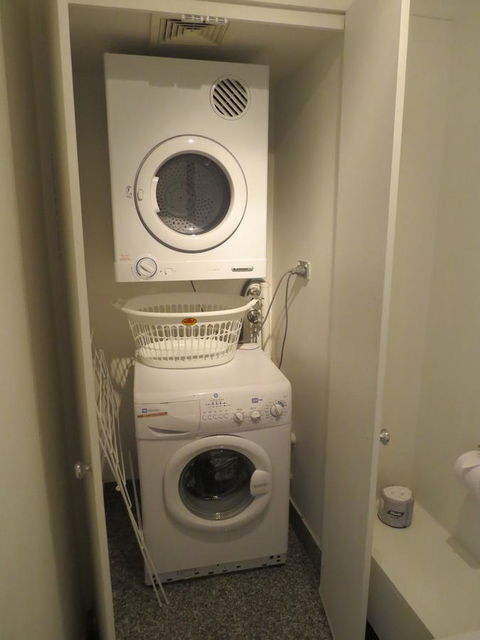 Manly Paradise Motel & Apartments - Accommodation Australia 24