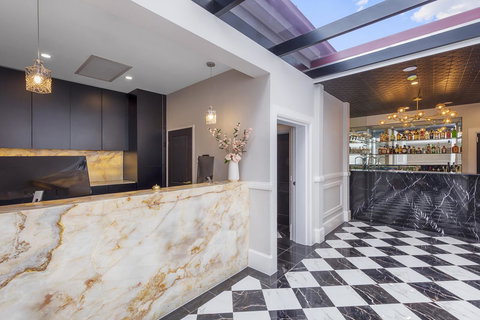 Holiday Inn & Suites - Parramatta Marsden Street, An IHG Hotel - Australia Shopping 27