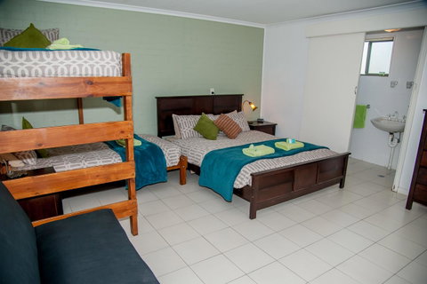 Sinclairs Country Retreat - Accommodation Australia 30