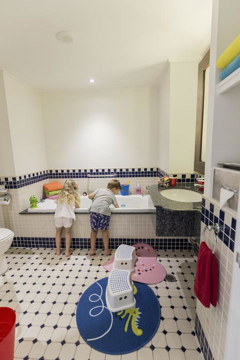 Swissotel Sydney - Local Tourism 30
