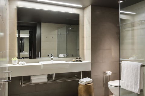 PARKROYAL Darling Harbour, Sydney - Local Tourism 33