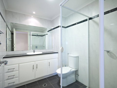 Messines Street, Breakwater Apartment, 104 - Accommodation Australia 6