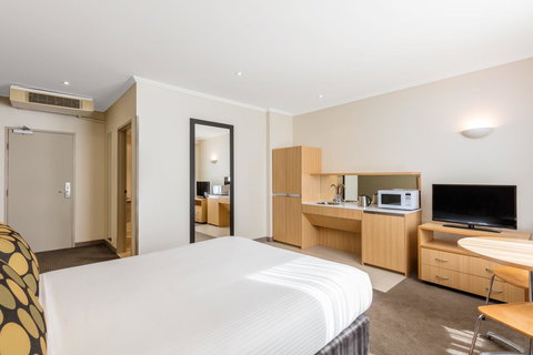 Mercure Sydney Manly Warringah - Accommodation Australia 29