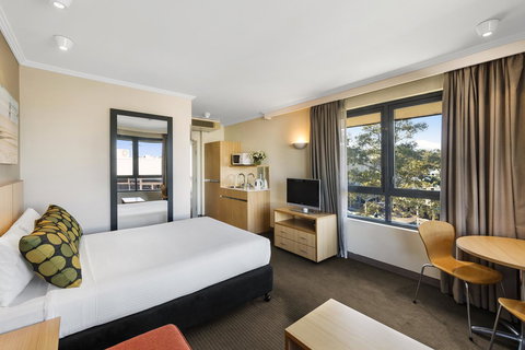 Mercure Sydney Manly Warringah - Accommodation Australia 19
