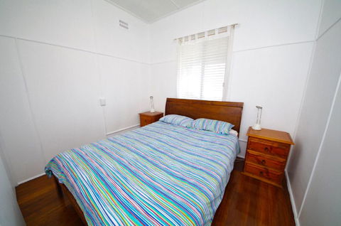Apollo 1, 9 Hodgson Street - Accommodation Australia 2