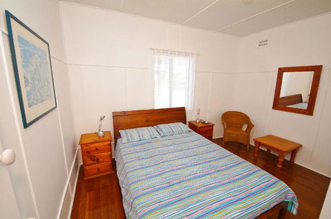 Apollo 1, 9 Hodgson Street - Accommodation Australia 8